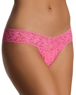 Signature Lace Low Rise Thongs