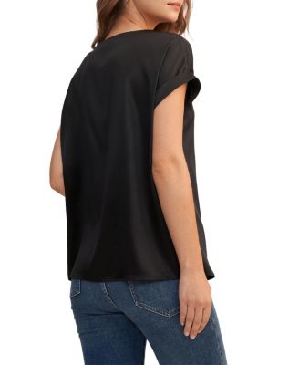 Short Sleeves Round Neck Silk Tee