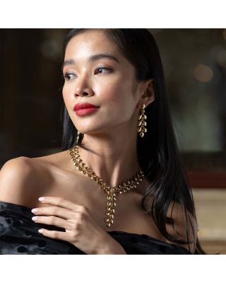 Golden Laurel Dangle Earrings