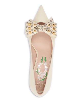 Women&#39;s Pointed Pumps