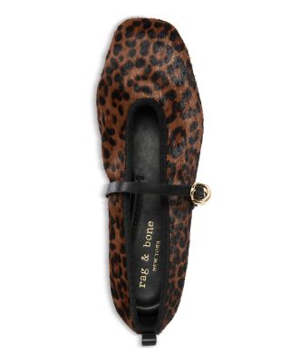 Women&#39;s Spire Mary Jane Flats