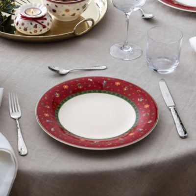 Toy&#39;s Delight Red Round Dinner Plate