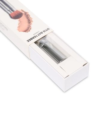 114 Retractable Magic Powder Brush