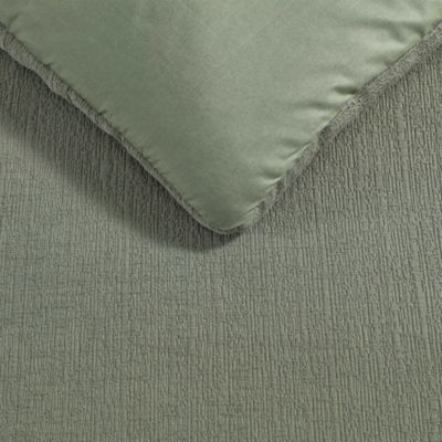 Carved Lines Matelasse Blend 3 Piece Comforter Set, Queen