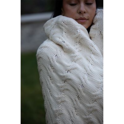Chunky Cable Throw Blanket