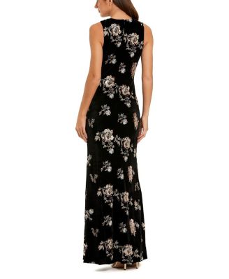  Embellished Velvet High Neck Sleeveless Gown