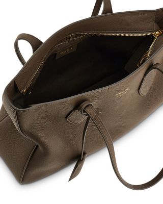 Star Medium Leather Tote
