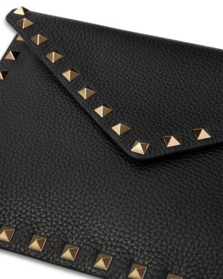 Medium Rockstud Pochette Wristlet