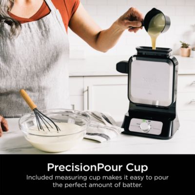 BW1001 Belgian Waffle Maker PRO