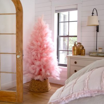 Artificial Pink Pampas Grass 6&#39; Christmas Tree