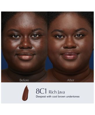 Double Wear Stay-in-Place Liquid Foundation