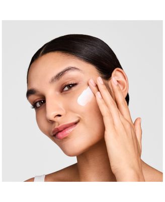 DayWear Anti-Oxidant 72H-Hydration Sorbet Moisturizer Creme SPF 15 1.7 oz.