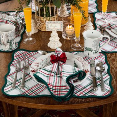 Merry Tartan Table Accessories Collection