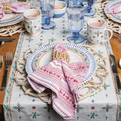 Villa Stripe Table Accessories Collection