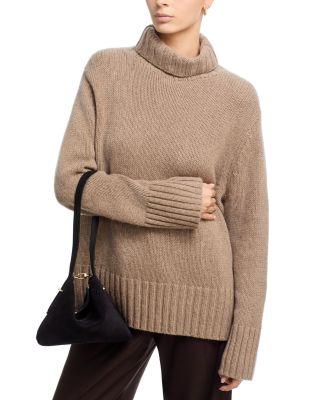 Bevel Suede Convertible Wristlet in Black