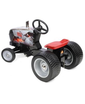 Case IH Magnum Monster Mag Pulling Pedal Tractor with Wide Rear Tires - Ages 5-7 Years