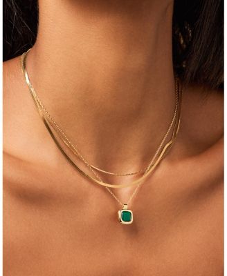 Clara Green Onyx Gold Pendant
