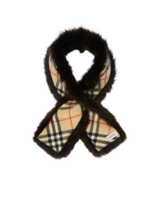  Reversible Shearling Scarf