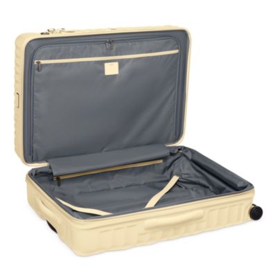 19 Degree Extended Trip Expandable 4-Wheel Packing Case