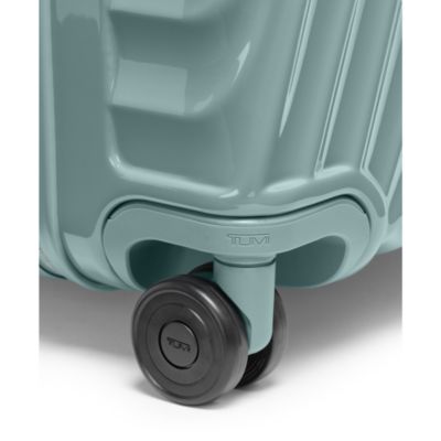 19 Degree Extended Trip Expandable 4-Wheel Packing Case