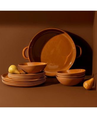  Family Feast Dinnerware, Set of 13 Pieces