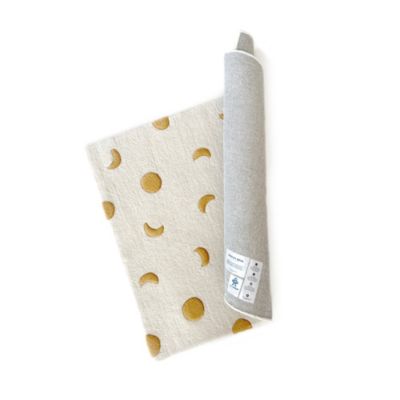 Rug Moons 5.5 x 7.9 ft