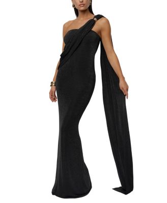  Golden Veil Maxi Dress