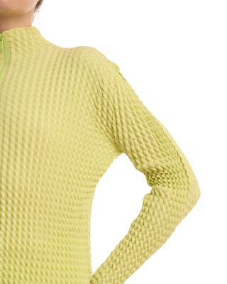 Spongy Zippered Top