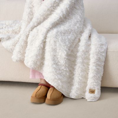 Shira Textured Sherpa Throw Blanket