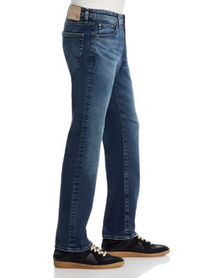 Prot&eacute;g&eacute; Classic Straight Jeans in Moorten