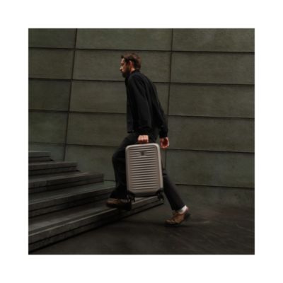 Airox Advanced Medium Spinner Suitcase