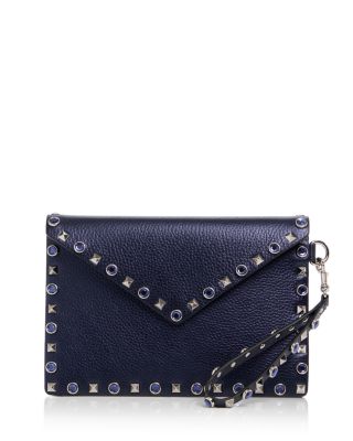 Rockstud Medium Leather Flat Pouch