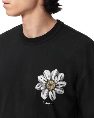 Petals Graphic Crewneck T-Shirt
