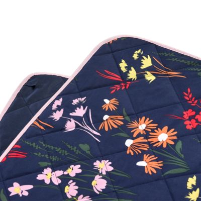 Hunter Foldable 60" x 72" Outdoor Blanket with Easy Carry Handles