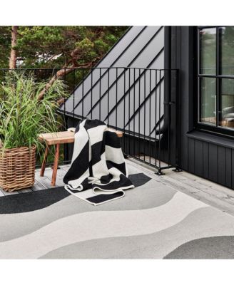  Urvi Rug, 2'3" x 9'9"