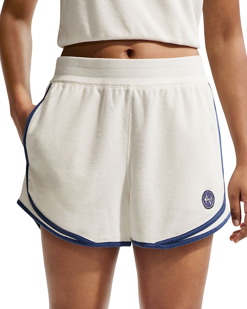 Nike Sportswear Chill Terry Mid Rise Shorts