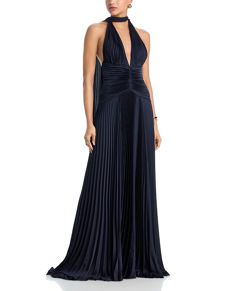 A. l.c. Sabine Gown