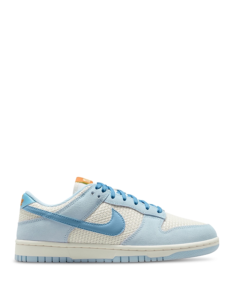 Nike Women's Nike Dunk Low Top Sneakers