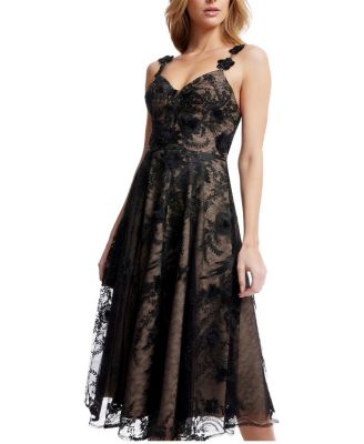 Maren Sweetheart Neck 3D Floral Lace Midi Dress
