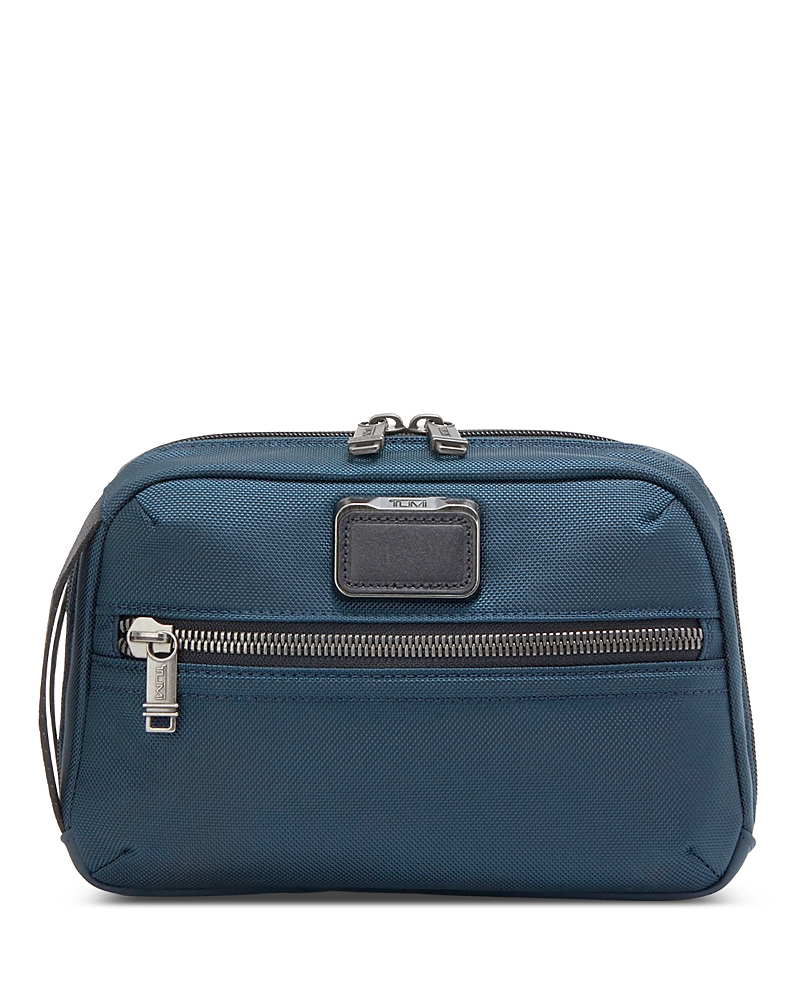 Tumi Response Travel Kit · OS