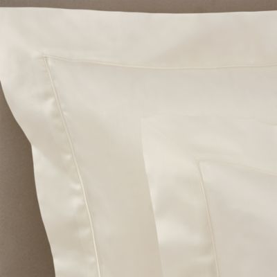 Celso De Lemos Bourdon Queen Sham, Pair In Ivory /bourdon
