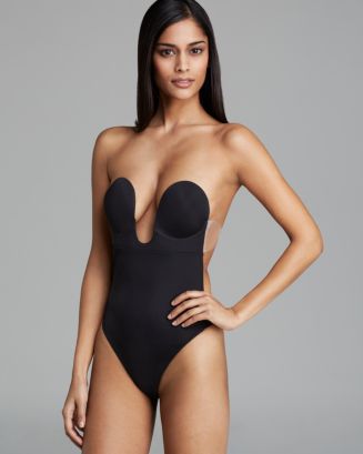FASHION FORMS Voluptuous U-Plunge self-adhesive backless strapless