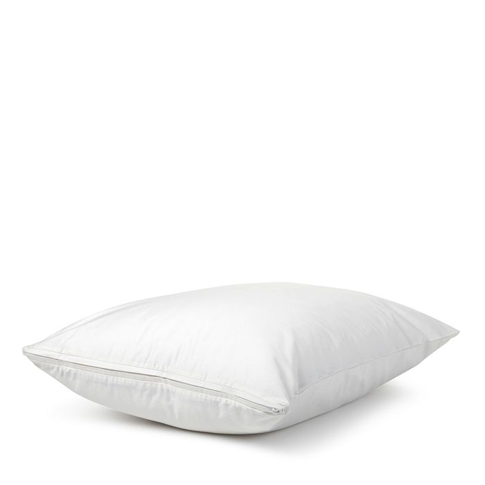 Coyuchi deals pillow protector