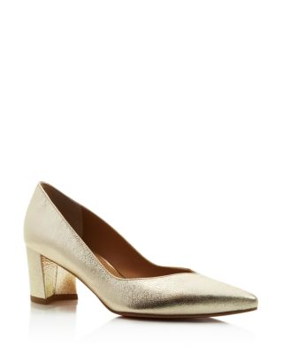 stuart weitzman everyday pump