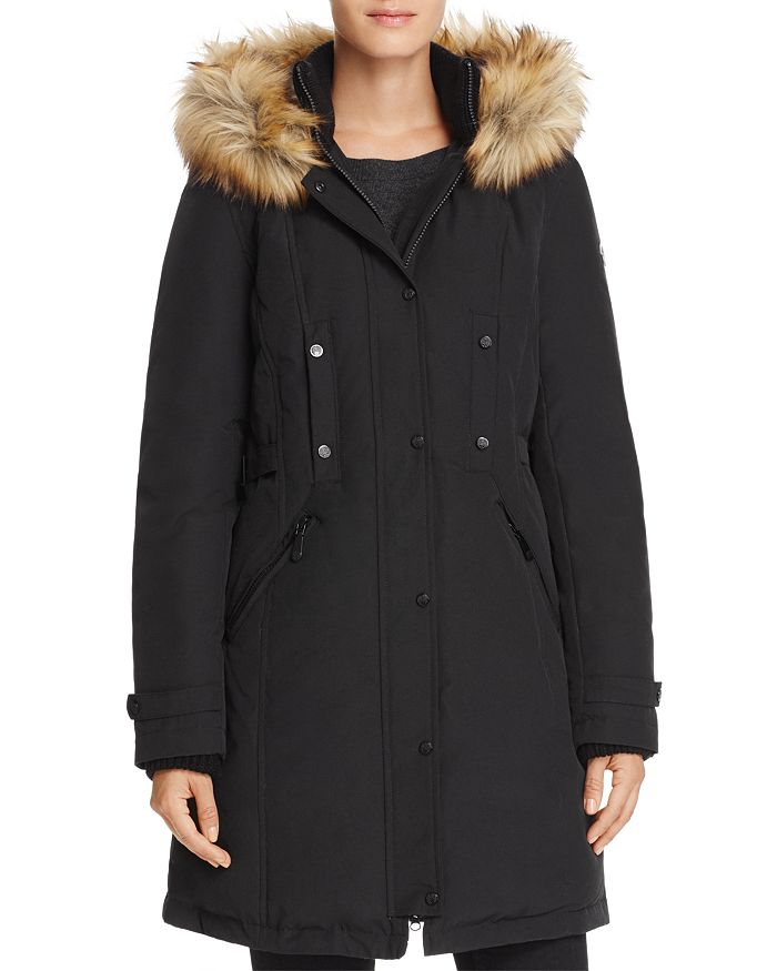 Vince Camuto Side Belted Faux Fur Trim Anorak In Black