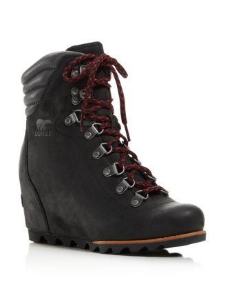 sorel conquest leather wedge boots