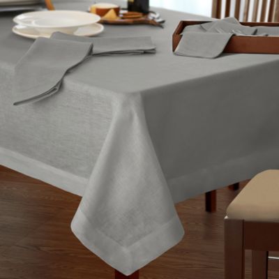 La Classica Tablecloth, 70" x 126"