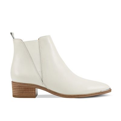 bloomingdales clearance shoes