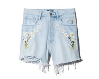 7 For All Mankind Denim Shorts in White Womens Clothing Shorts Jean and denim shorts 
