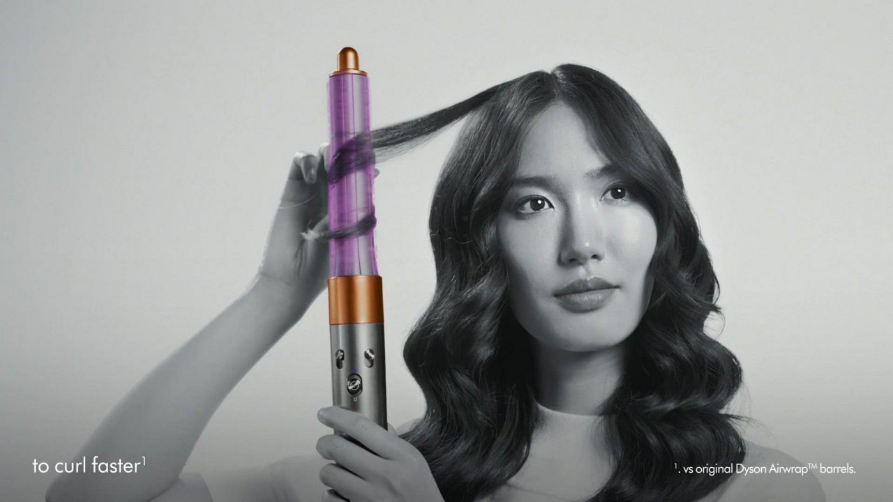 【最終値下げ19999→16666】dyson airwrap Dyson Airwrap Complete with Paddle Brush and Travel Pouch - QVC.com